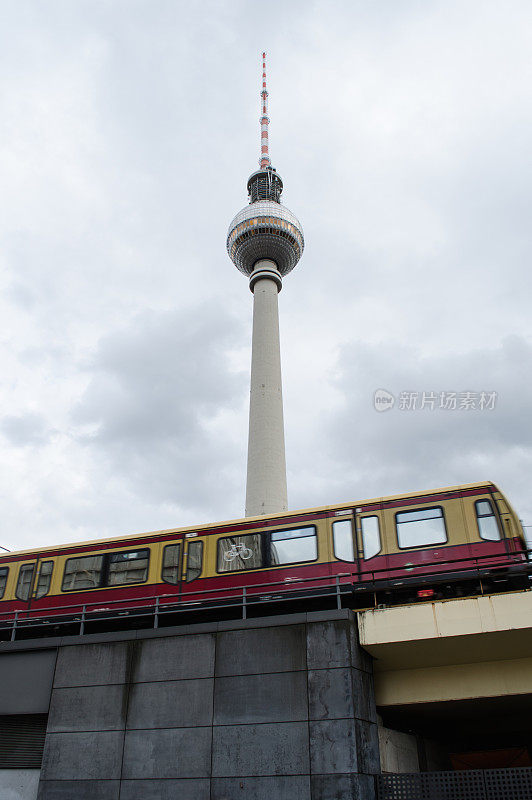 柏林电视塔- Fernsehturm(德国)